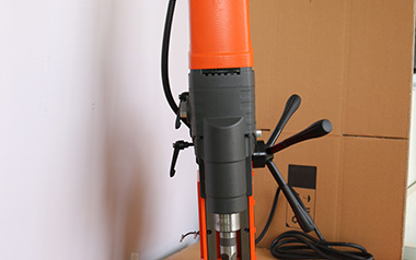 磁力鑽的工作原理及操作方法介紹 磁力鑽的工作原理及操作方法介紹